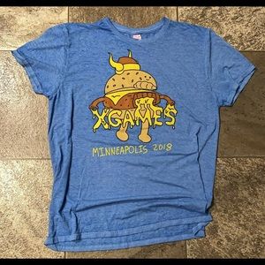 Men’s L. 2018 X games shirt.